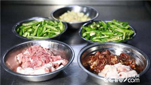 ��Ů�ώ��옷�B(y��ng)�i һ�^���u3000��Ԫ